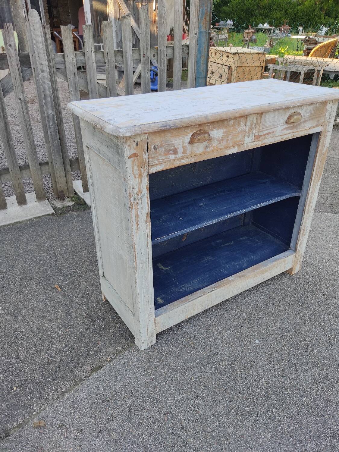 Bibus workshop furniture