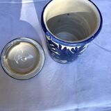Trois petits pots bleus