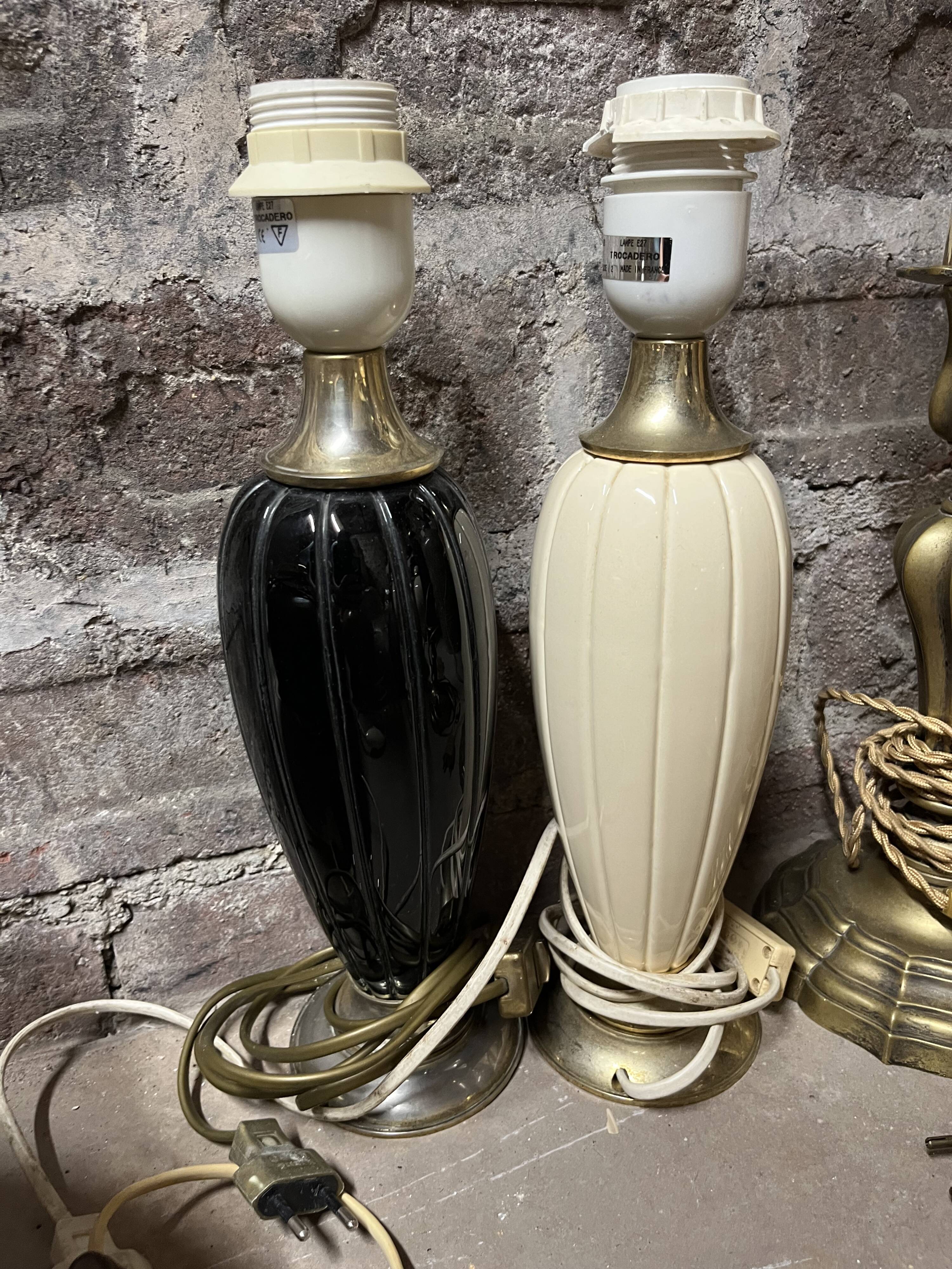 Paires pieds lampes noir & blanc beige