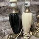 Paires pieds lampes noir & blanc beige