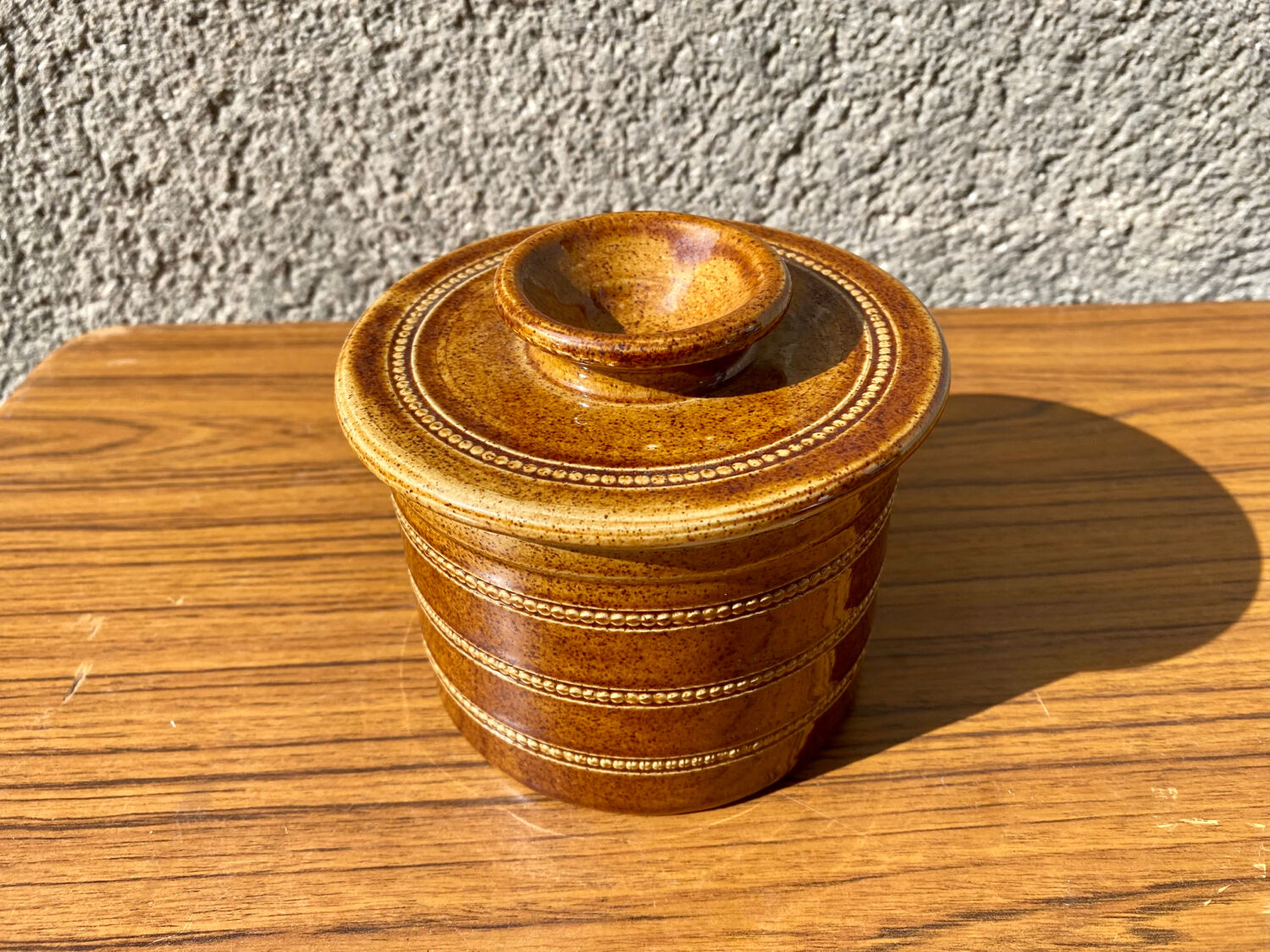 Water butter dish Stoneware Berry pottery vintage 60s