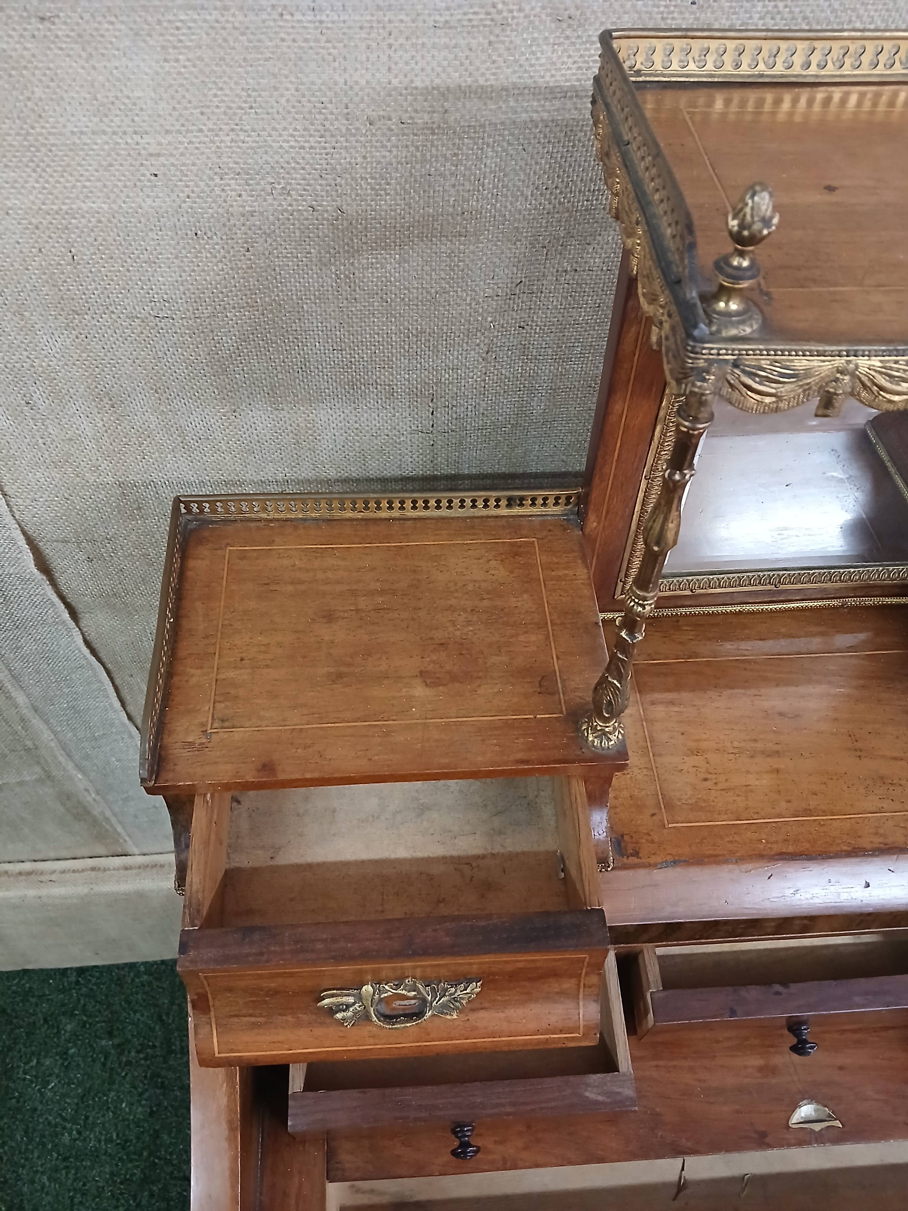 Lady secretary's office