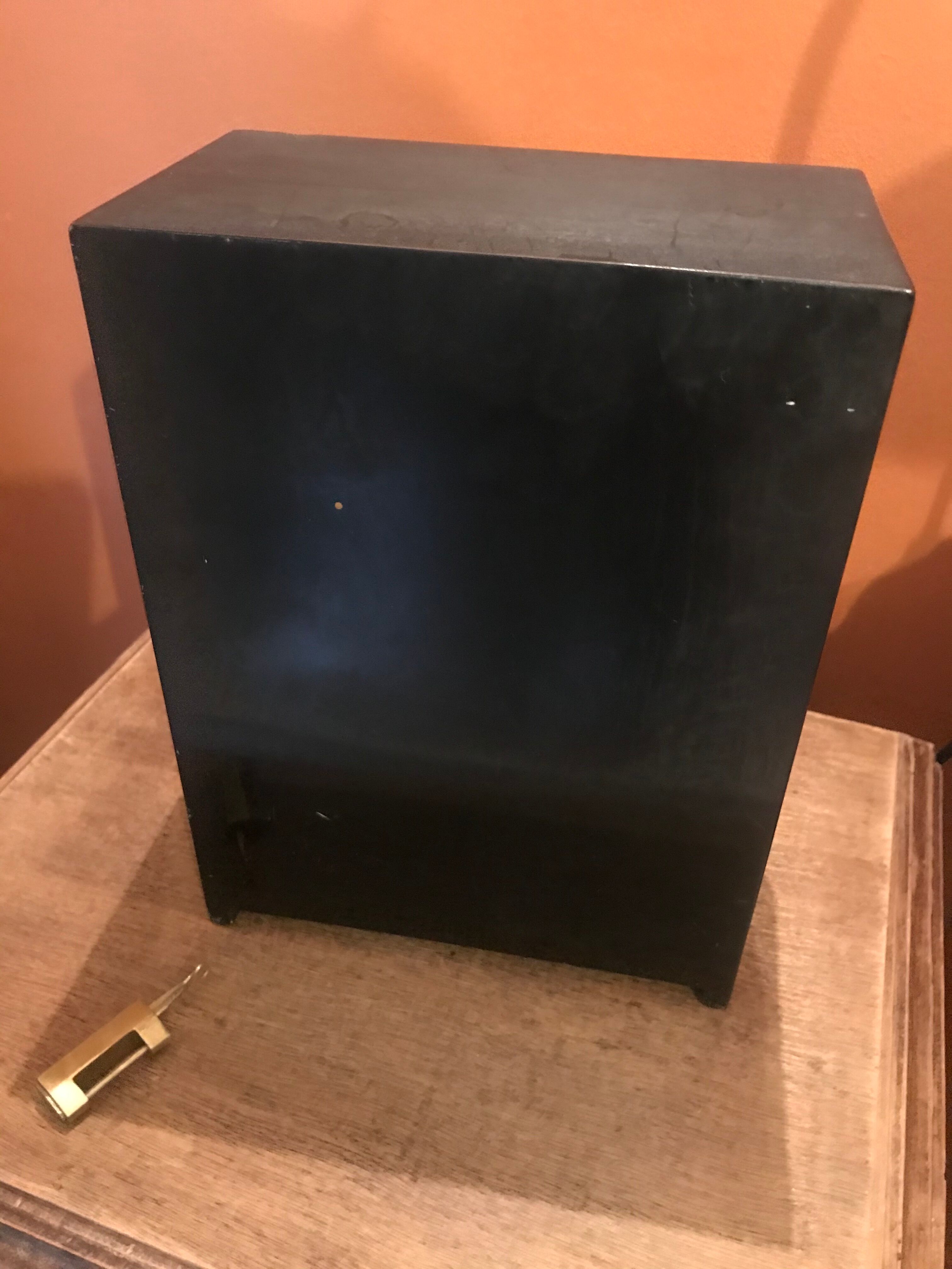 Jewelry box in black lasca