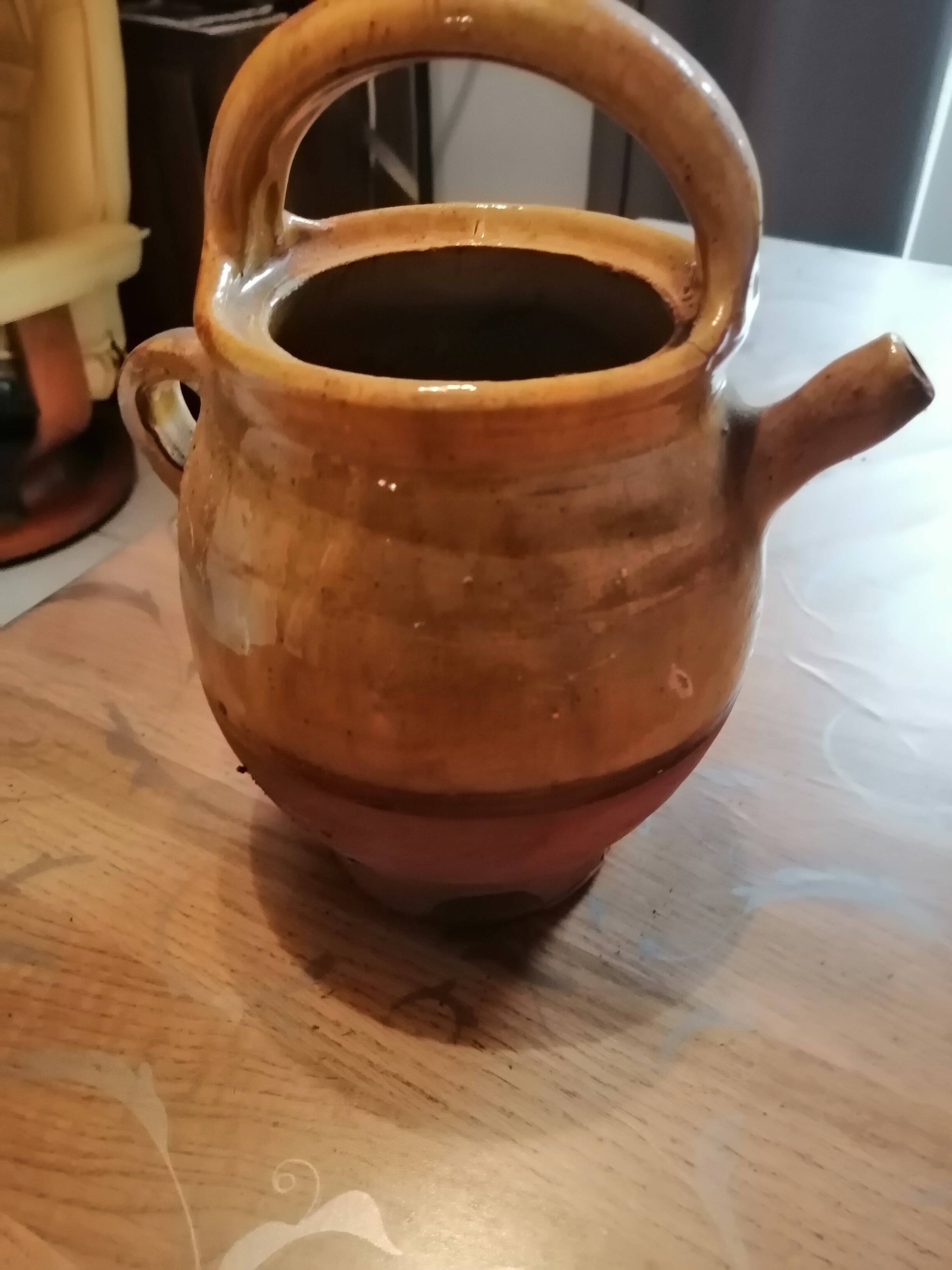 Small two-tone gargoulette