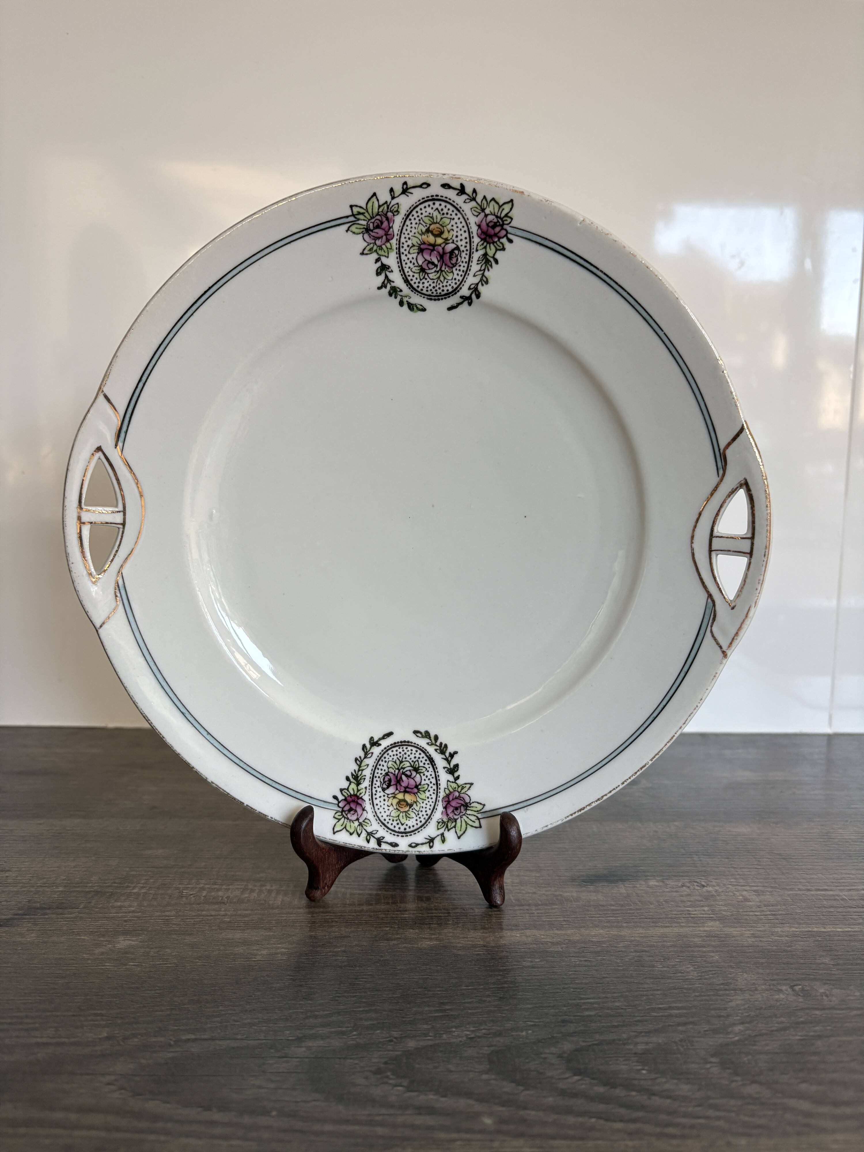 Vintage Art Deco handled dish