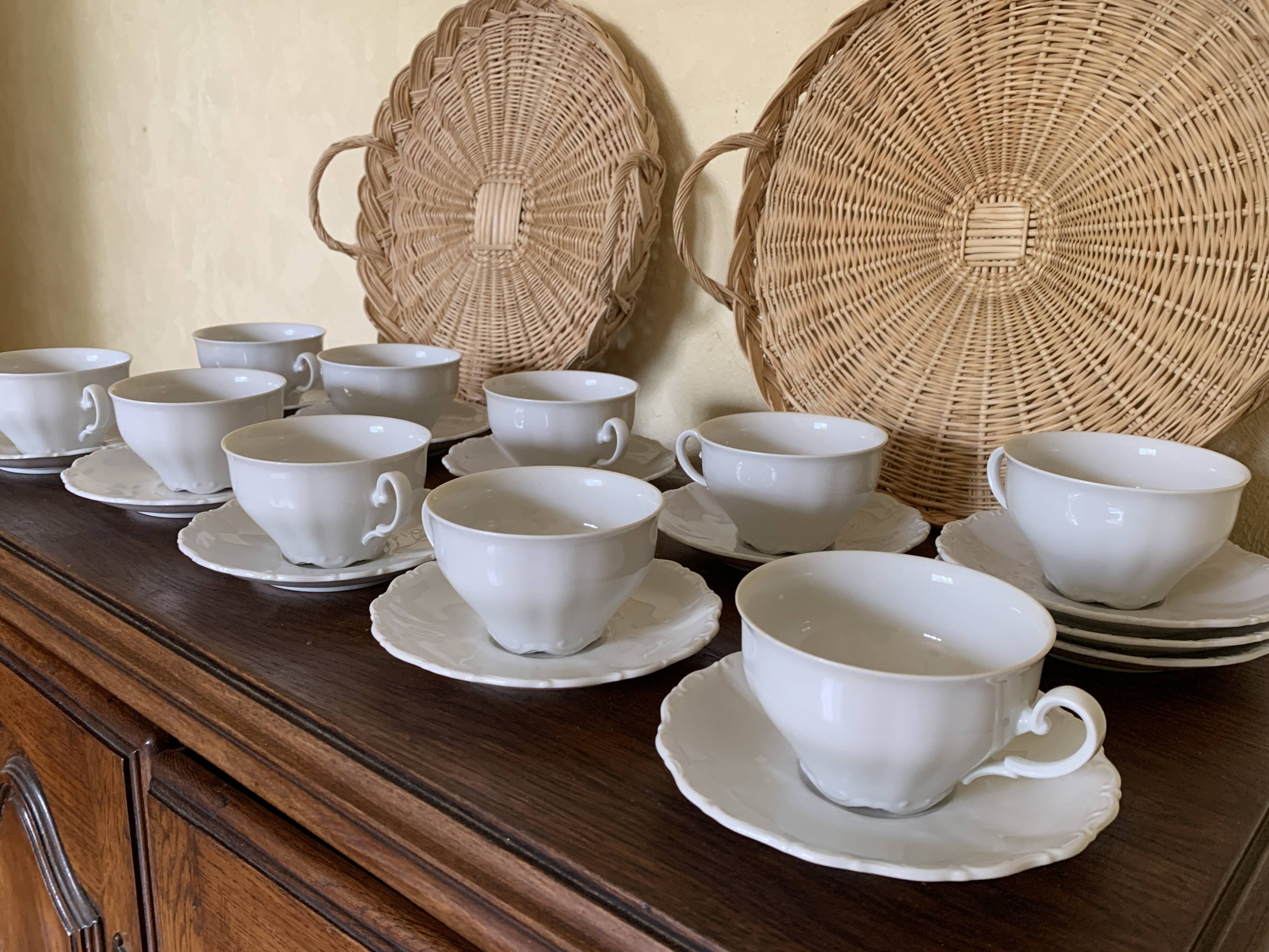 Set of 11 Seltmann Weiden porcelain cups and 12 saucers