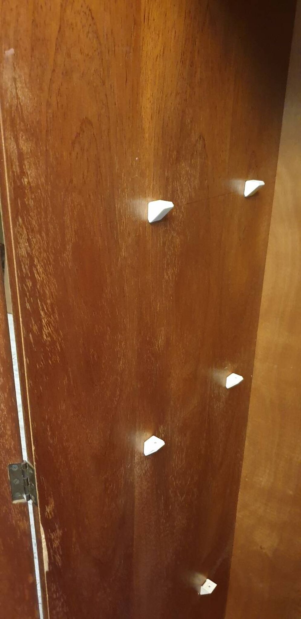 Shrager English Wardrobe