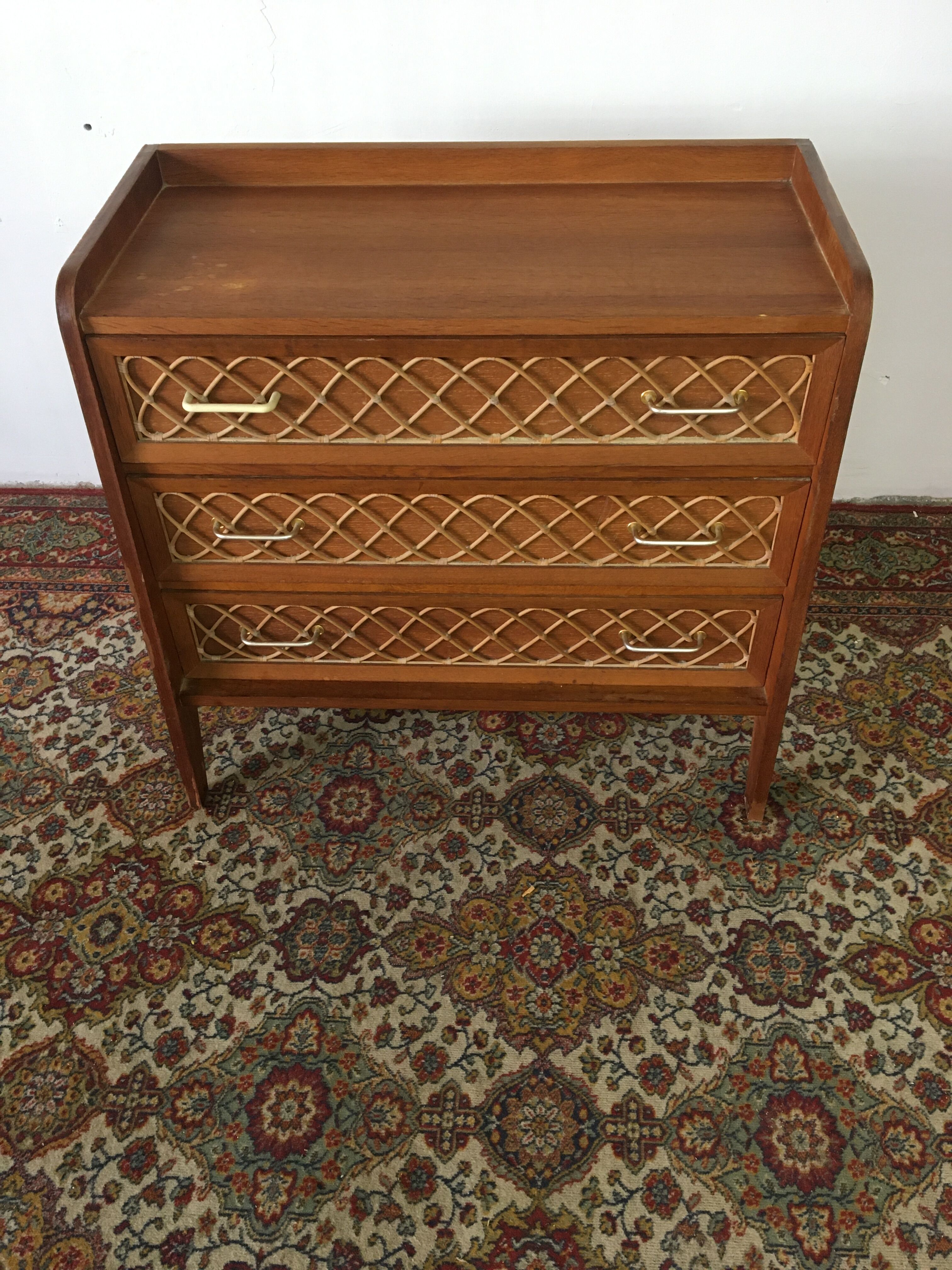 Commode en rotin années 50