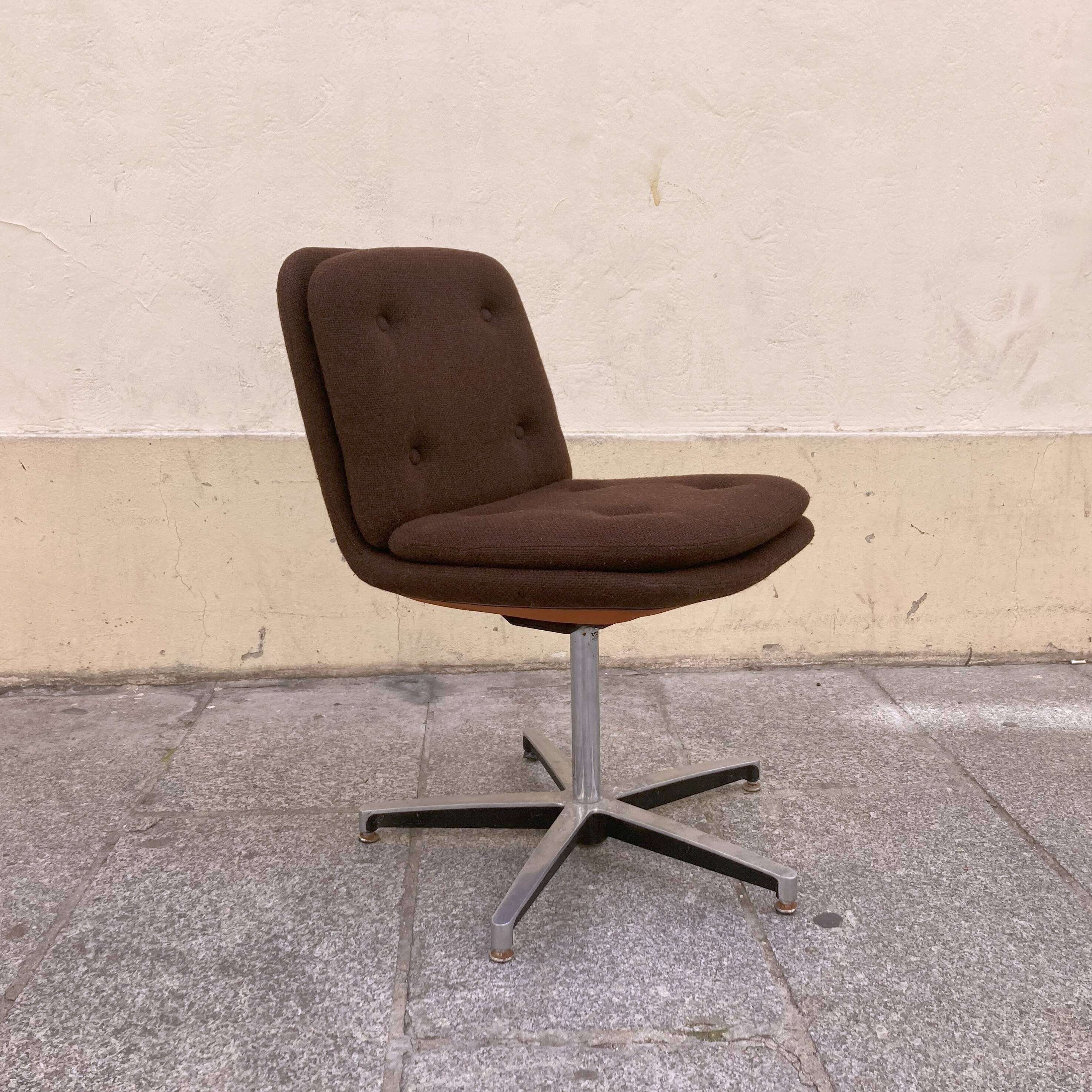 Vinco Conference Chair