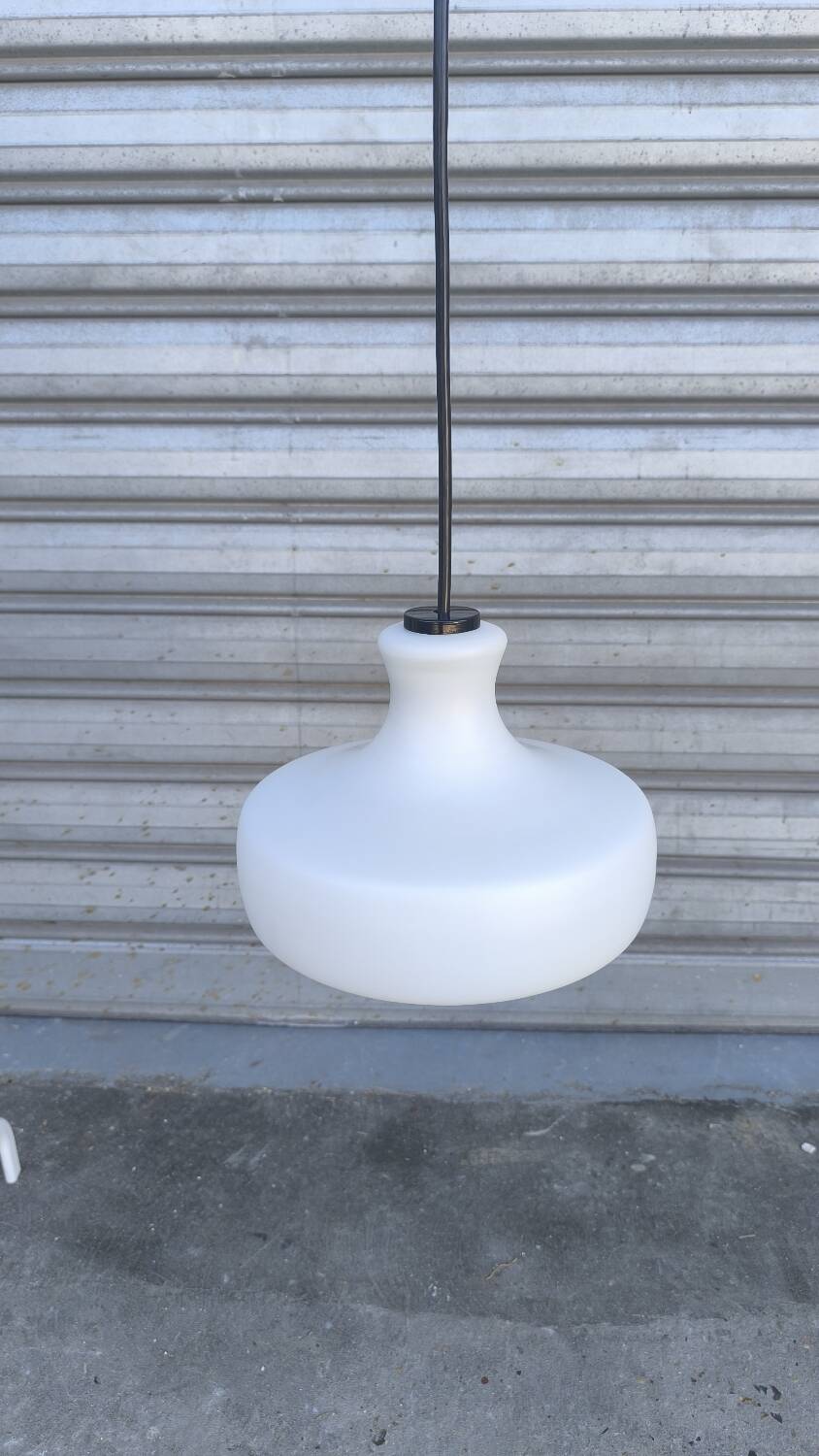Suspension scandinave en verre opalin blanc
