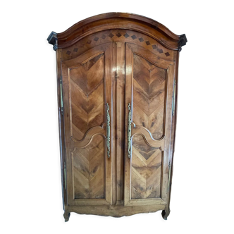 Mid-19th century wardrobe
