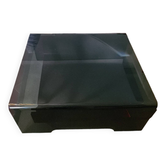 Curved glass coffee table