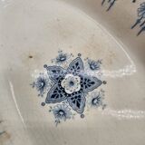 Set of two Terre de Fer Boulogne model dishes