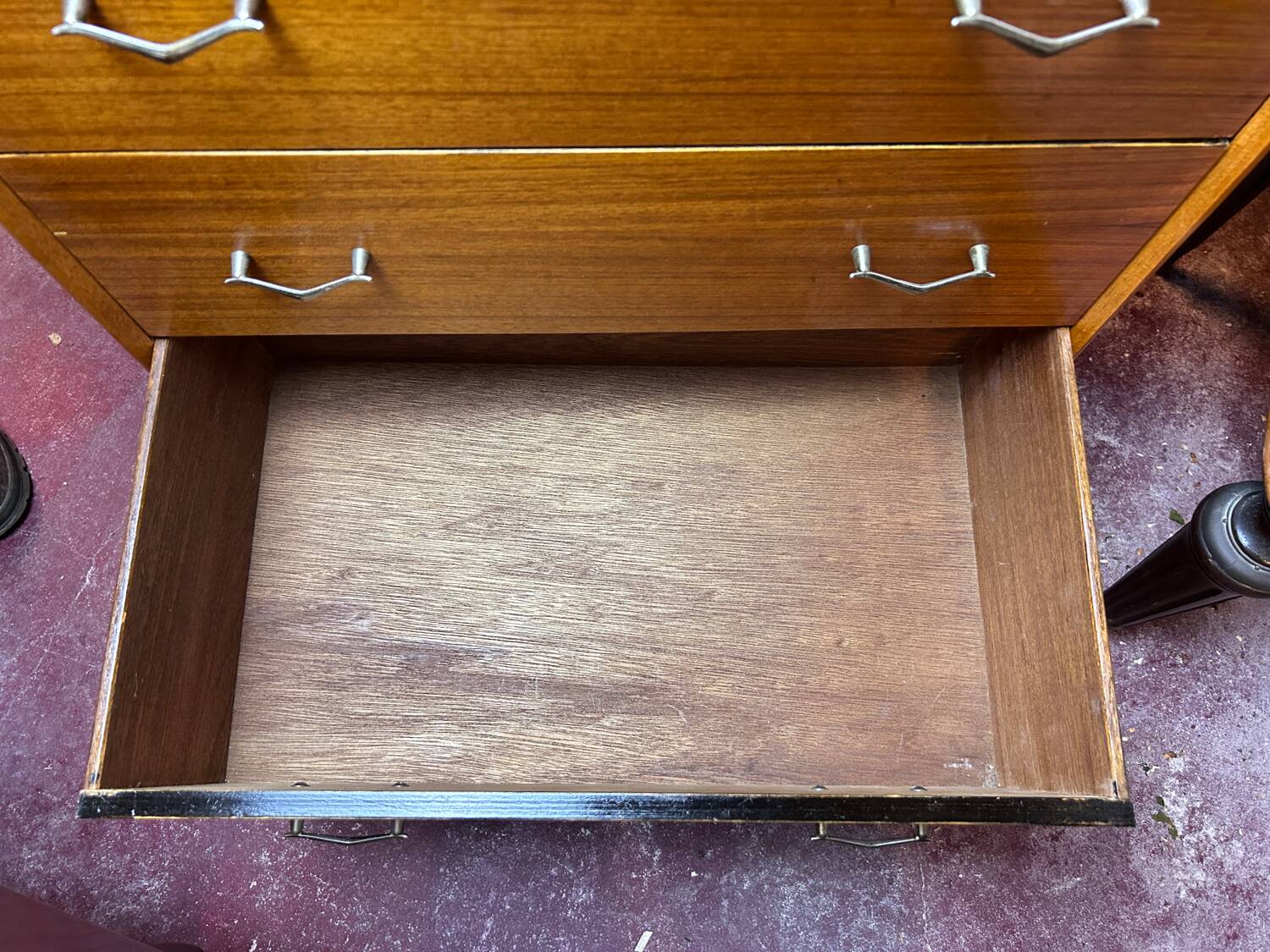 Commode rétro vintage en teck du milieu du siècle par Beeanese – 1960 Élégante