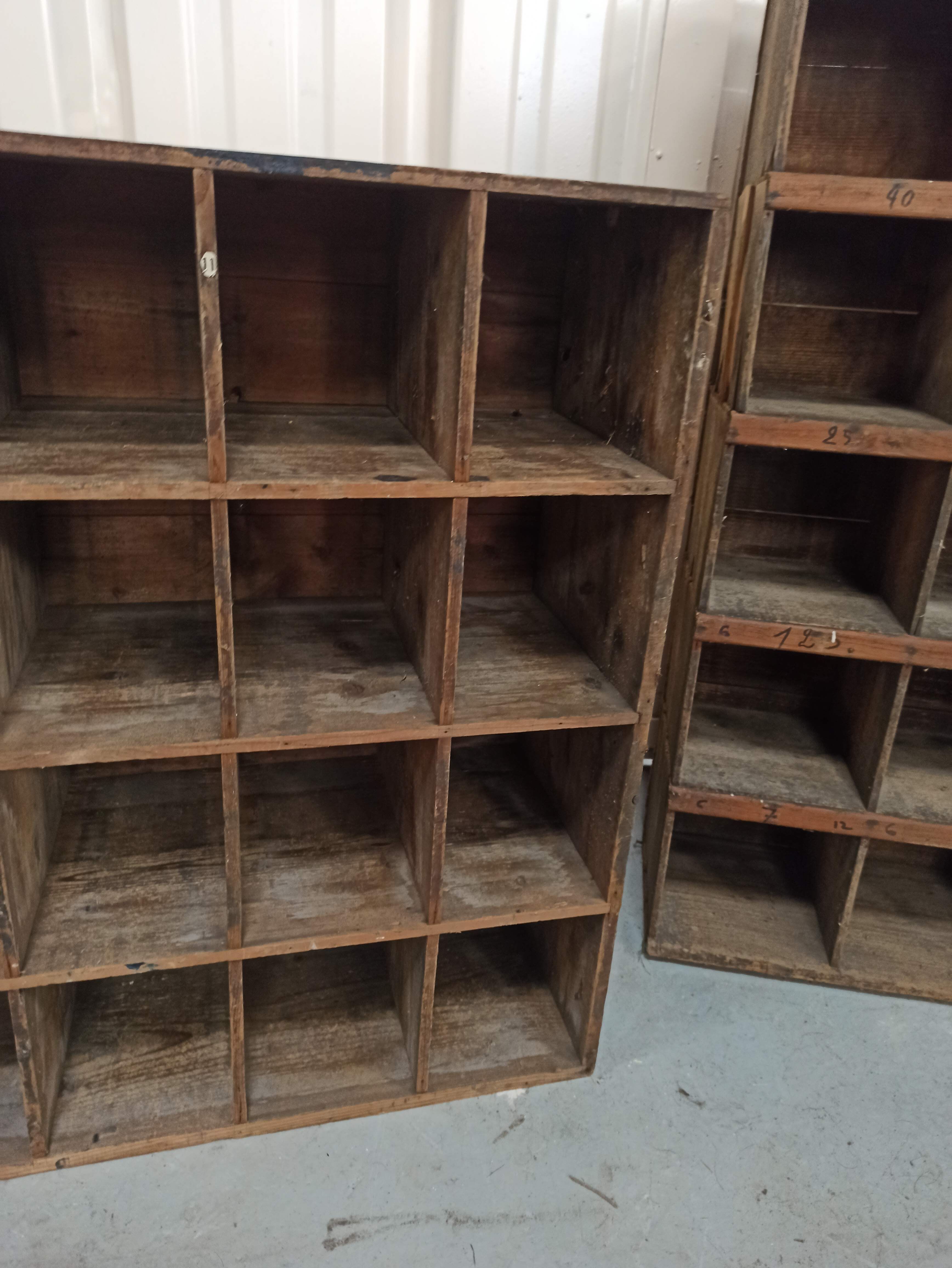 Duo of trade furniture sorting of the post shelf storage