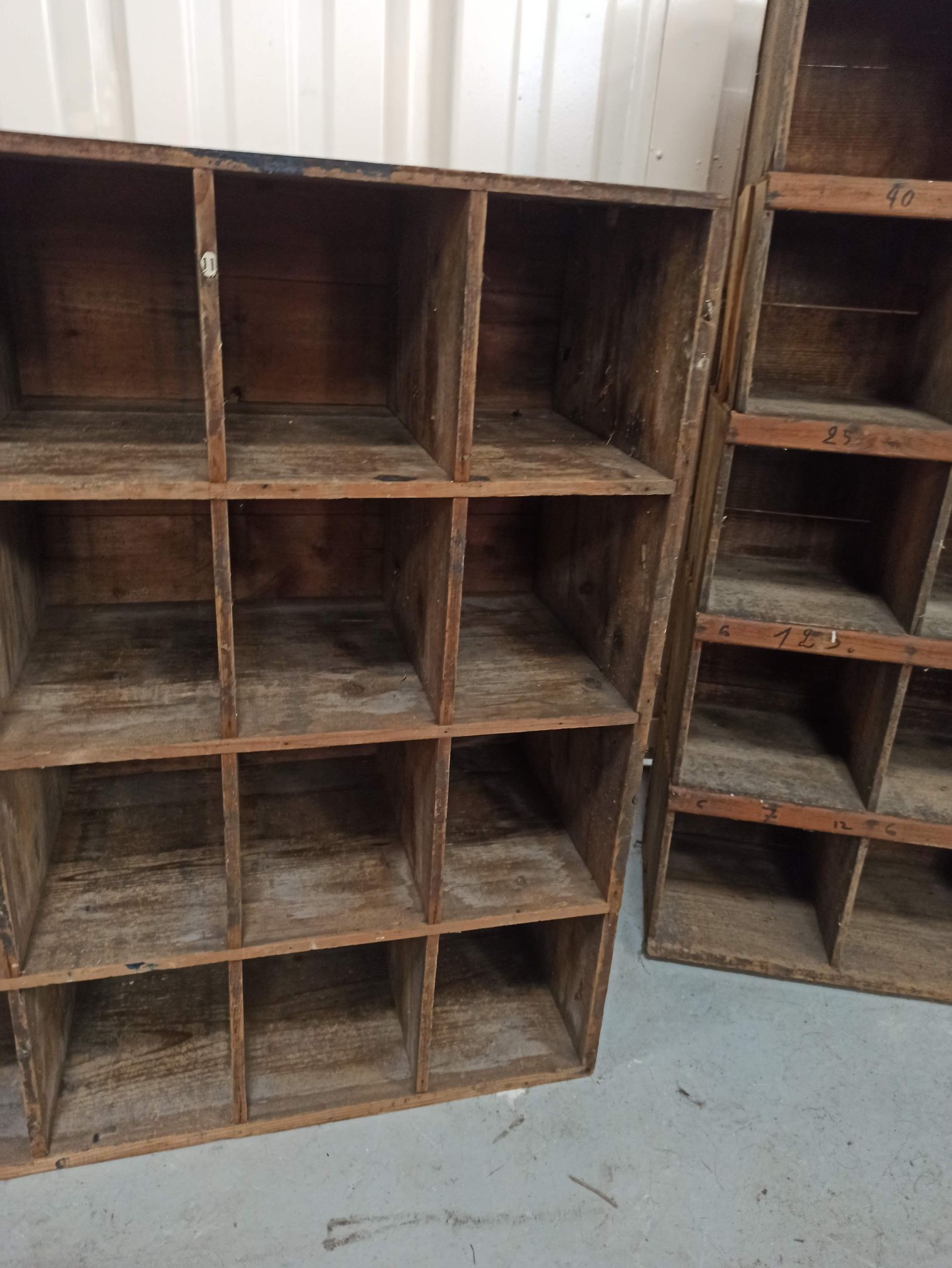 Duo of trade furniture sorting of the post shelf storage