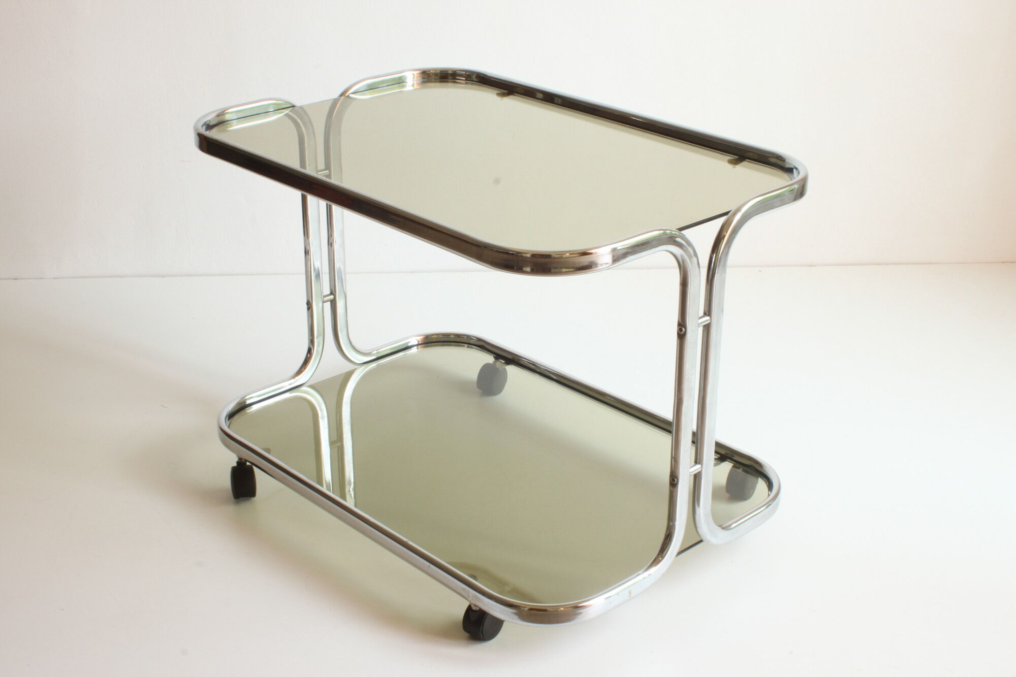 Chrome and smoked glass vintage bar cart trolley, 1970s.