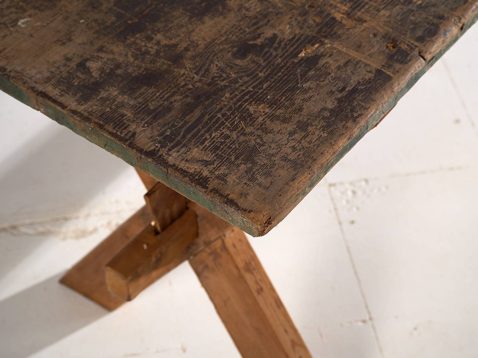 Antique solid wood table with green patina (c.1920)