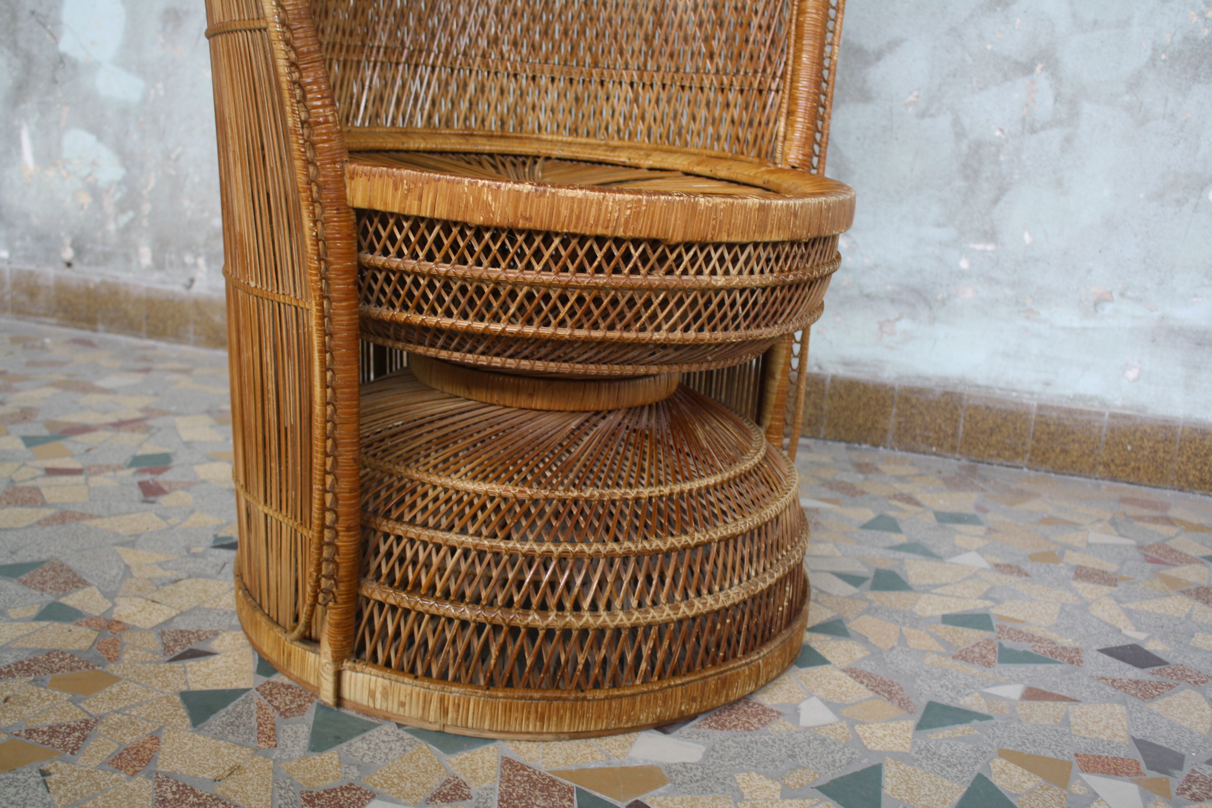 Fauteuil rotin style Emmanuelle 1970's