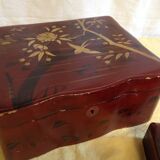 2 boxes in Indochinese lacquer, early twentieth century