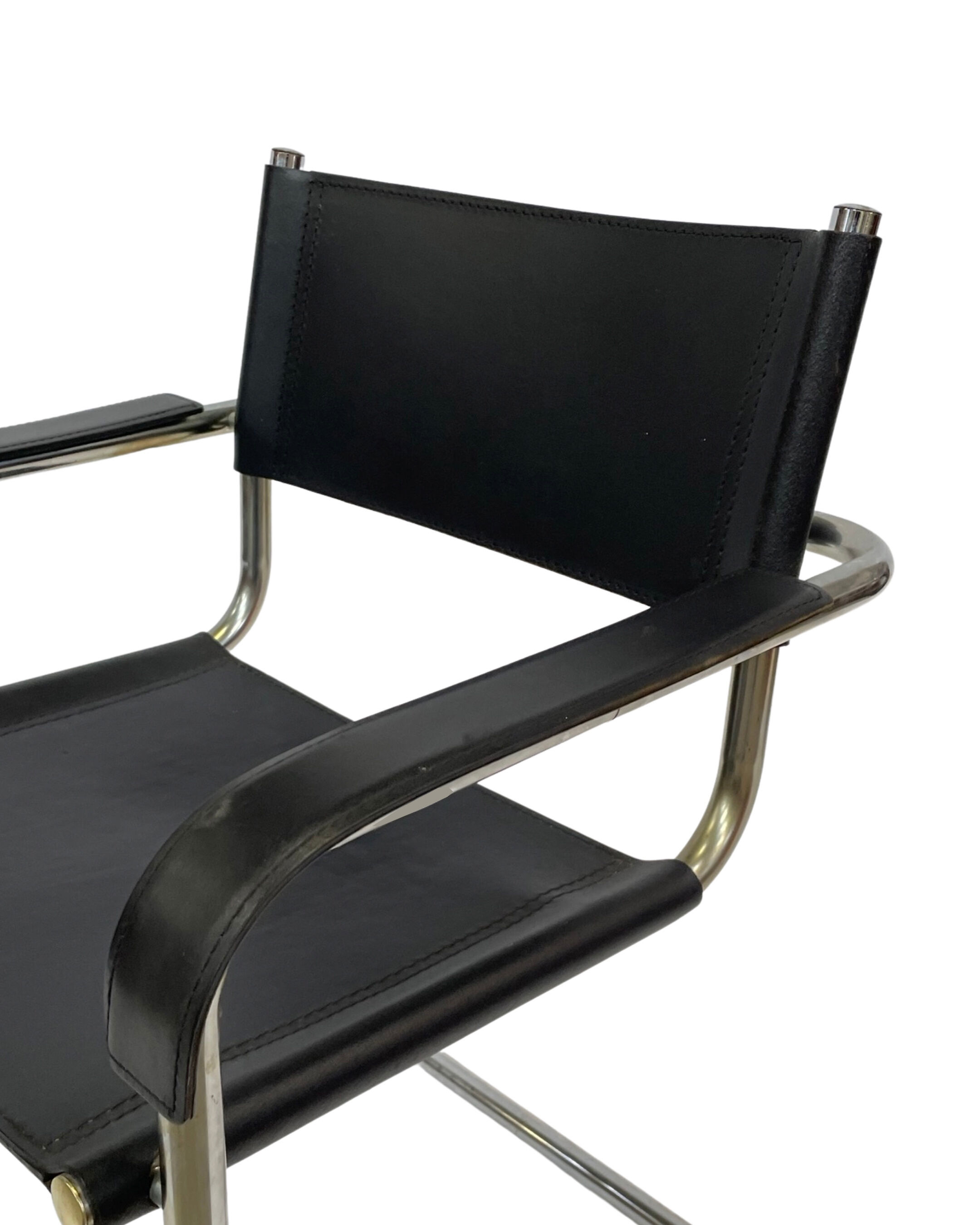 Set of 4 bauhaus cantilever chairs black leather and chrome design