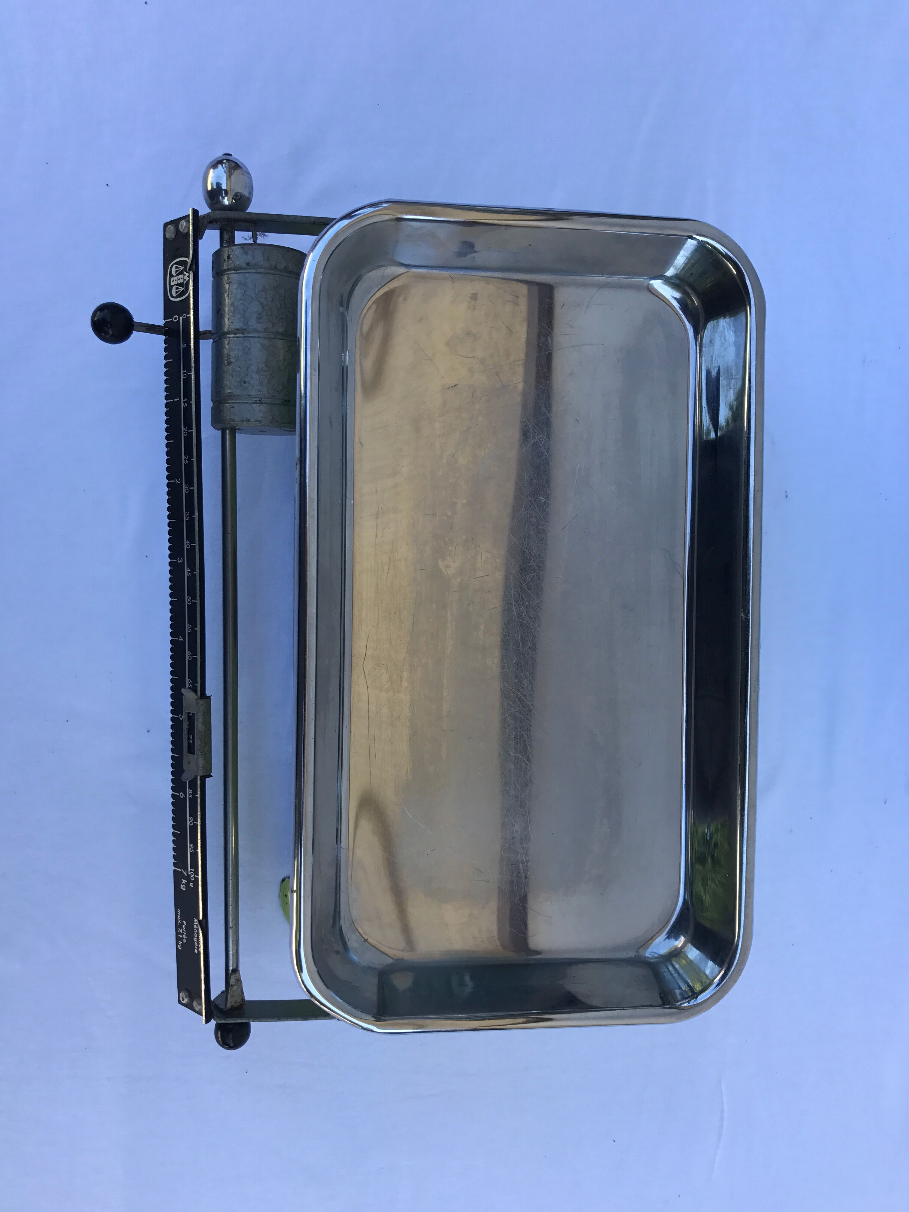 Green kitchen MBS scale and tray stainless steel vintage