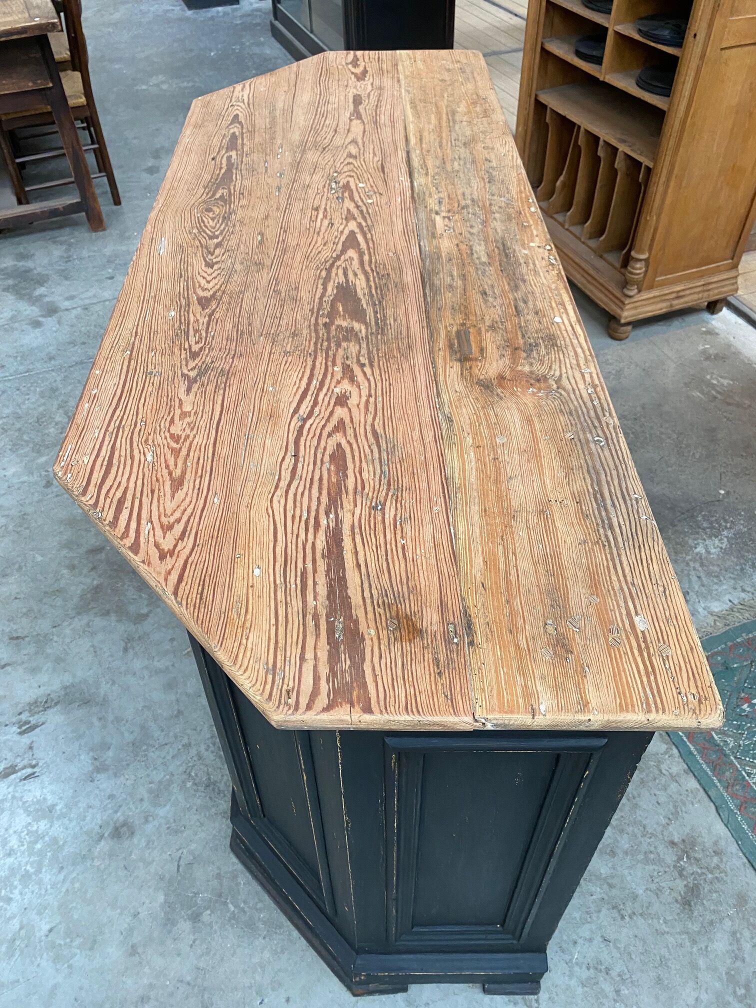 Counter / bar early XXth