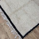 Handcrafted Moroccan Berber Rug 195 X 138 CM