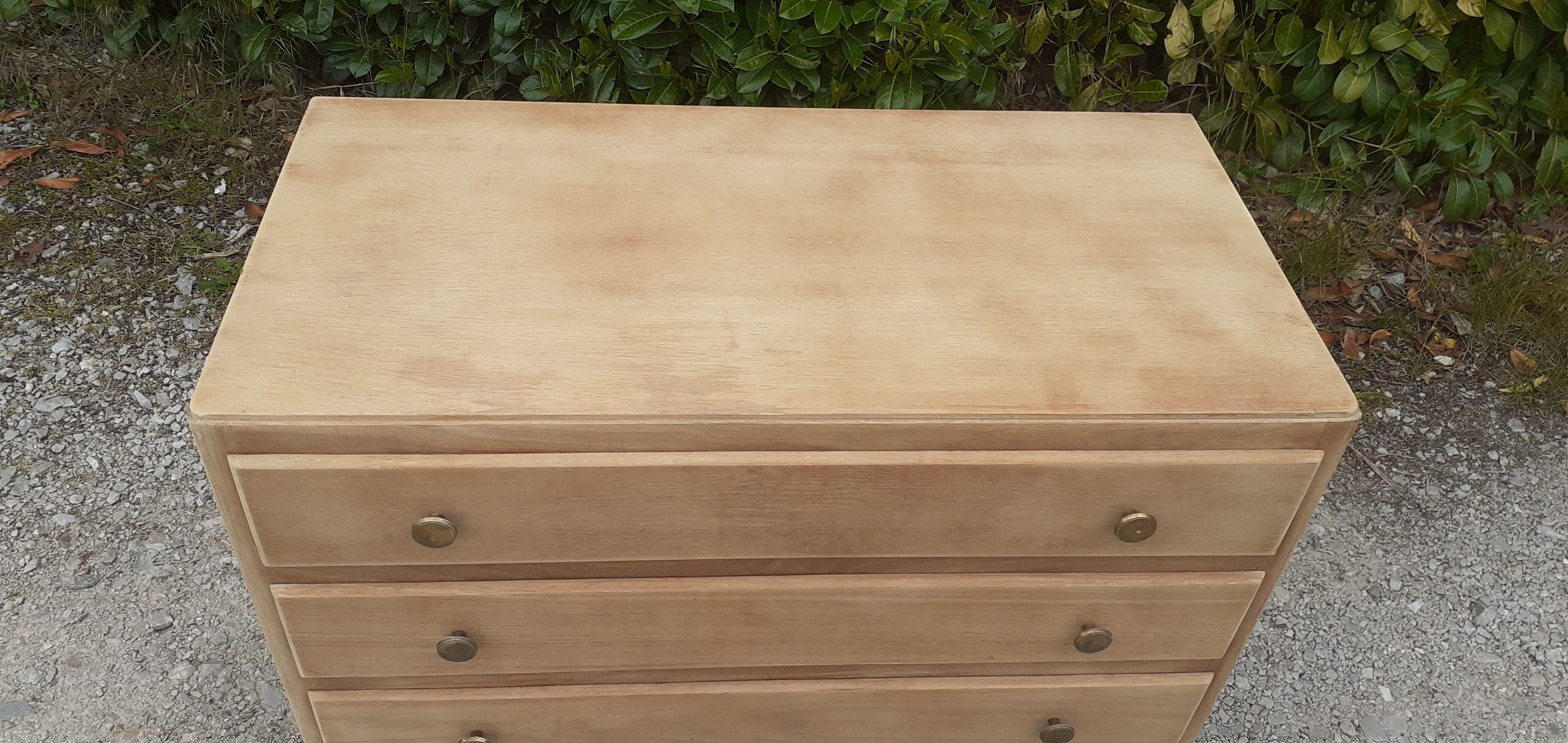 Dresser 4 drawers feet compass vintage raw wood