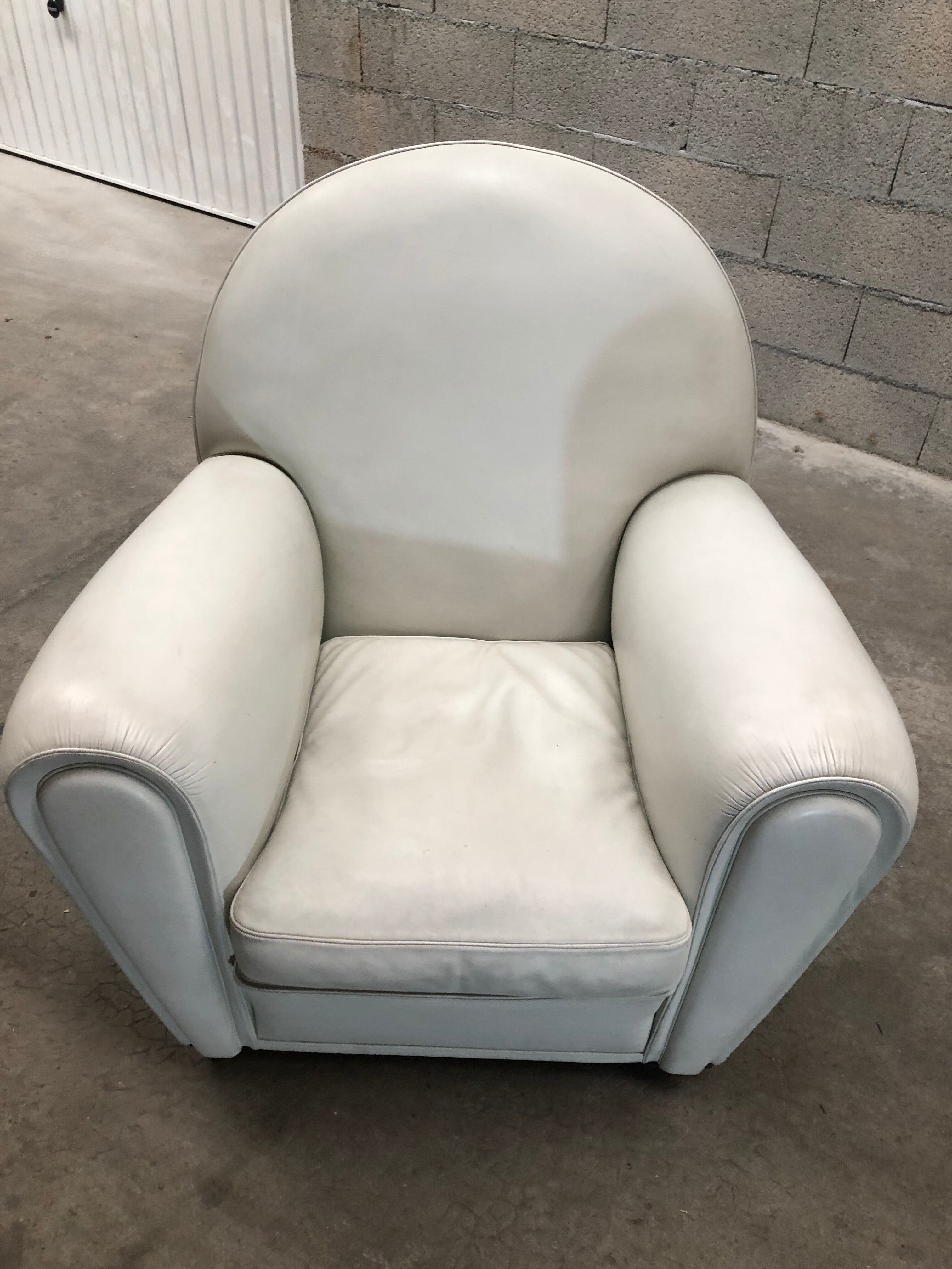 Fauteuil club Poltrona frau en cuir