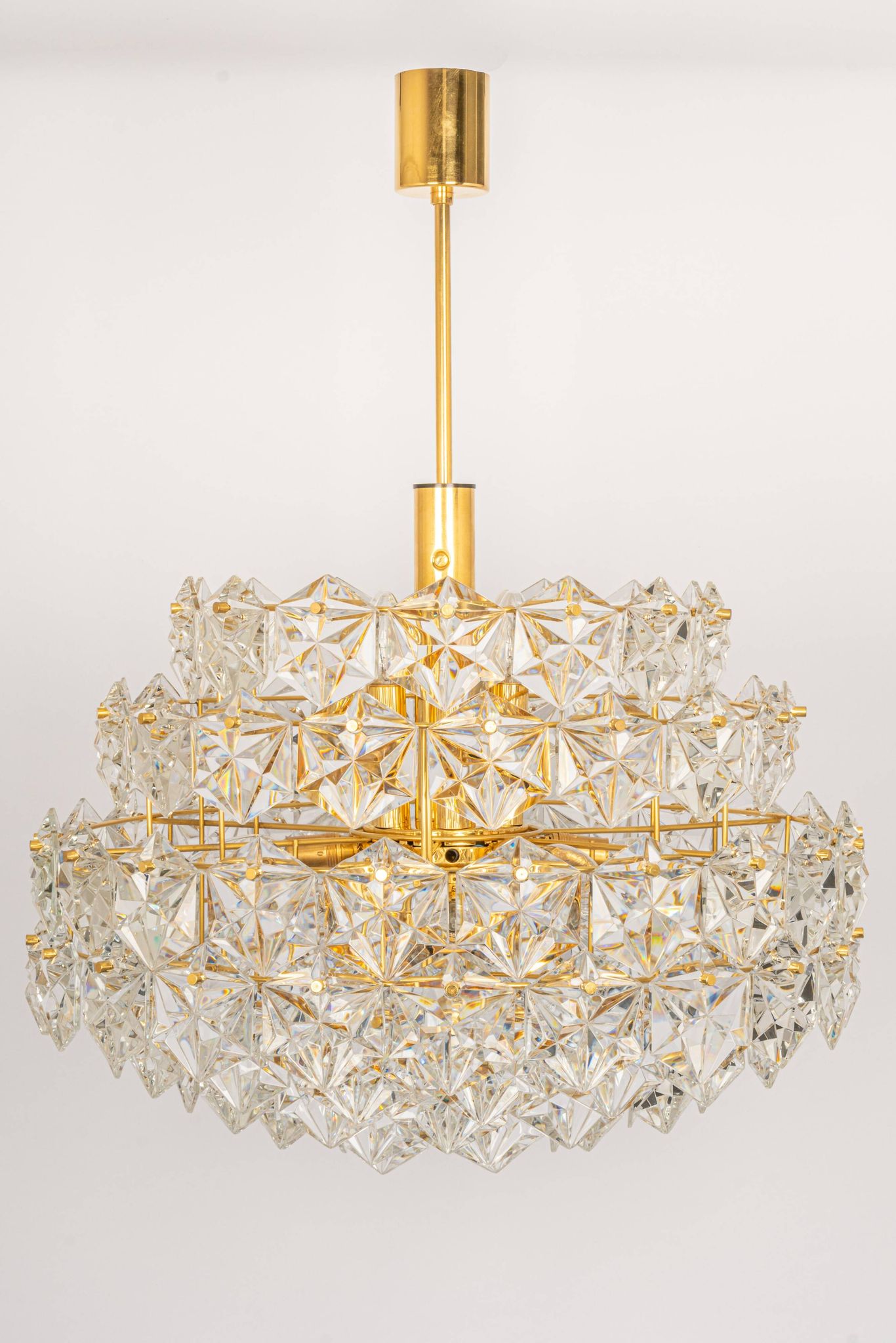 Chandelier, brass and crystal glass by Kinkeldey, Germany, 1970s.