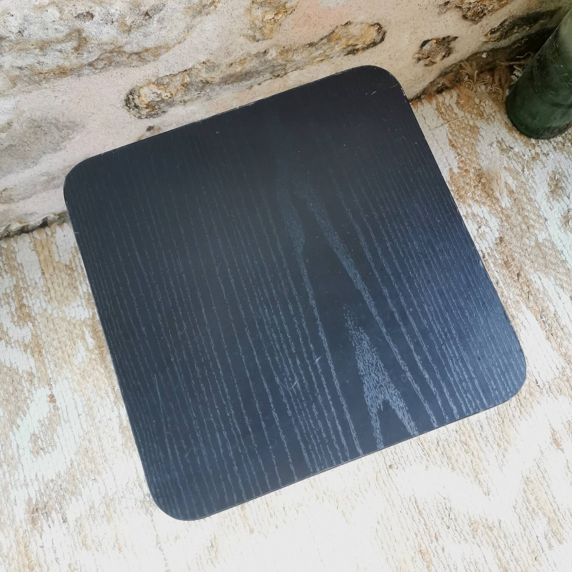 Tabouret vintage en Formica noir