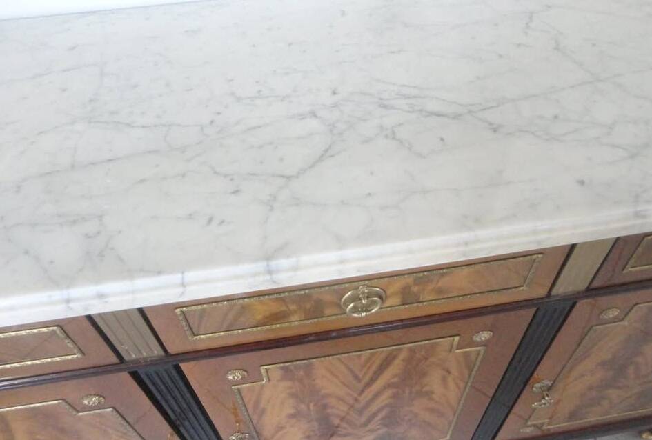 Enfilade with 5 rosewood doors, Faubourg Saint-Honoré furniture.