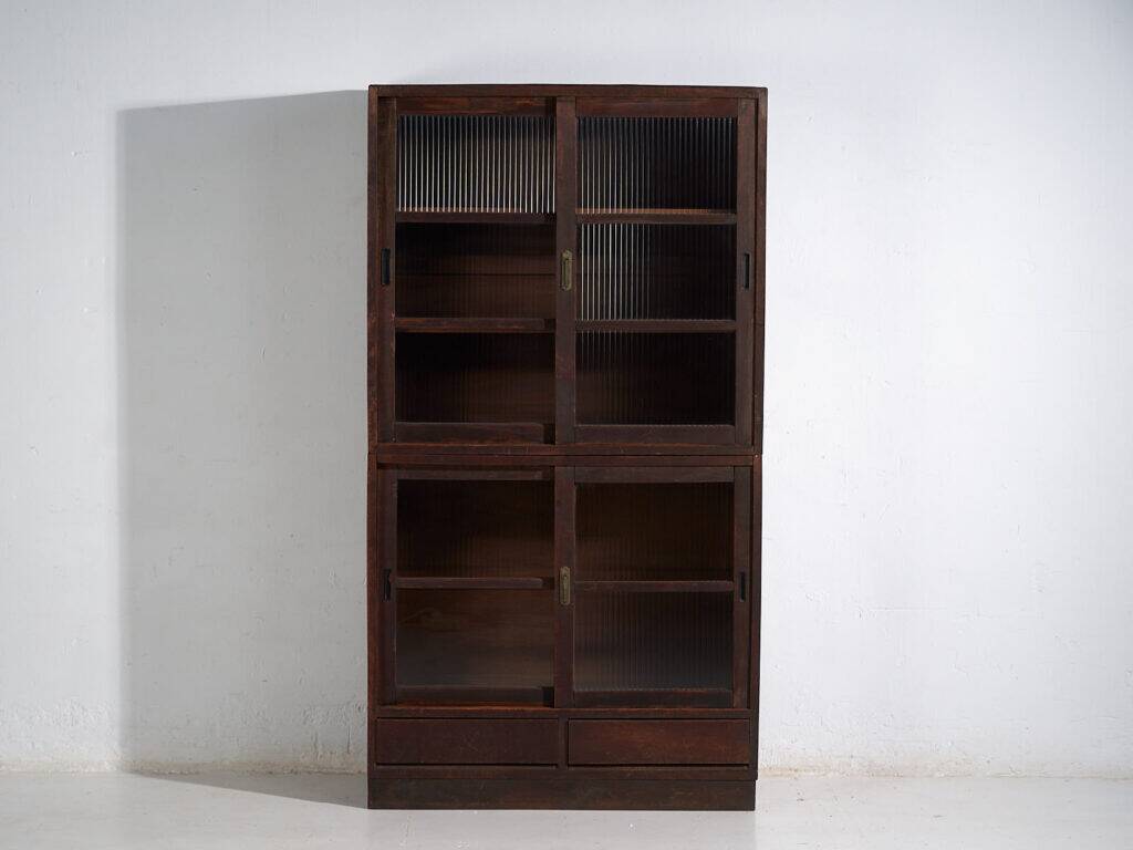 Antique Japanese display case – Taishō / Shōwa period (c.1912-1970) #46