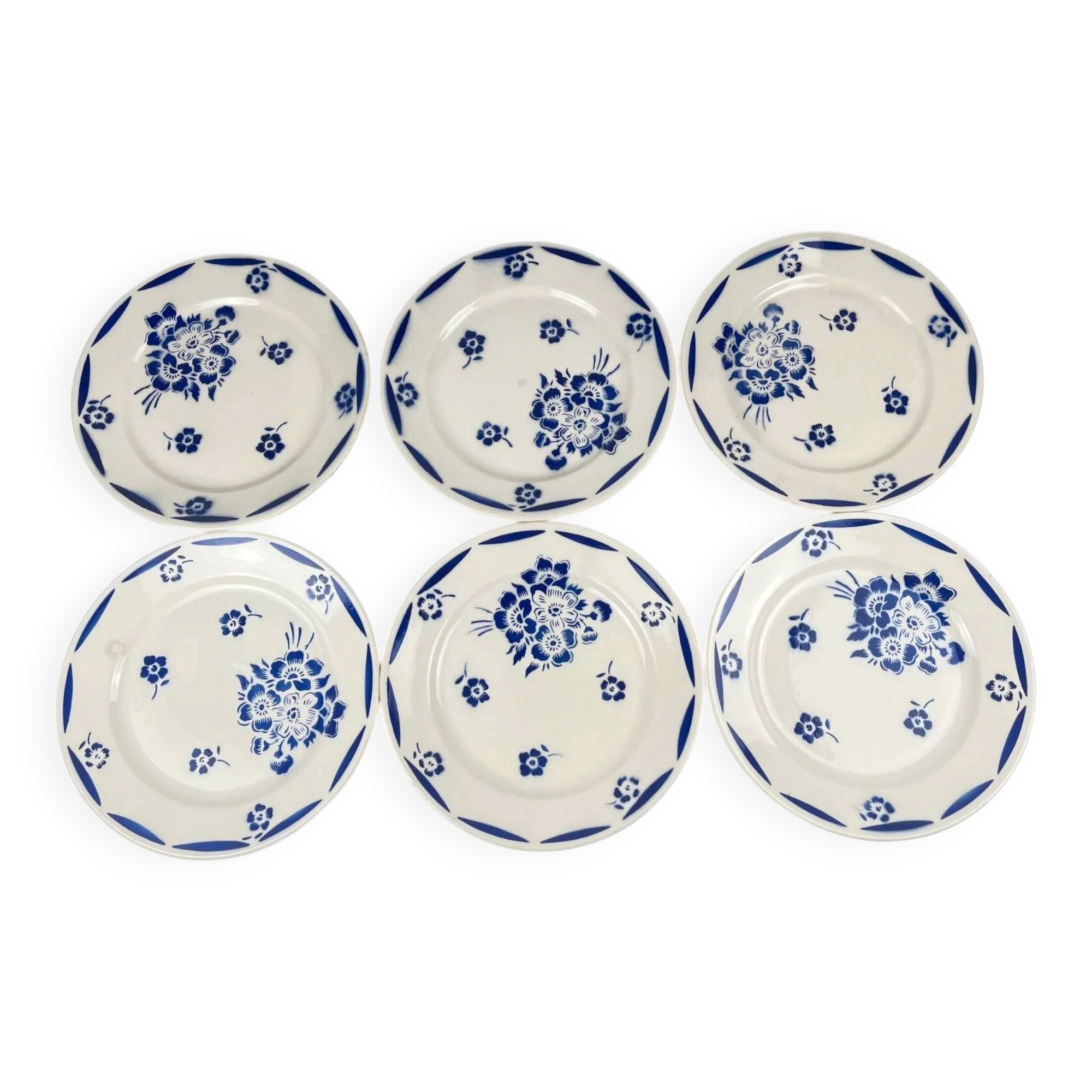 Set of 6 dessert plates, semi-porcelain Badonviller, blue flower pattern, early 20th century.