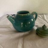 Handled teapot