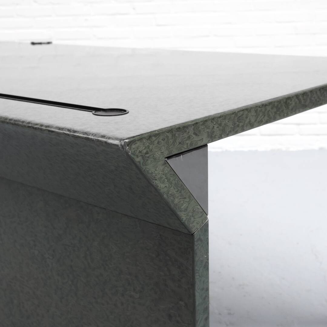 Bureau exécutif par FA Porsche pour Castelli années 1980