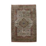 Oriental rug 204 x 130 cm