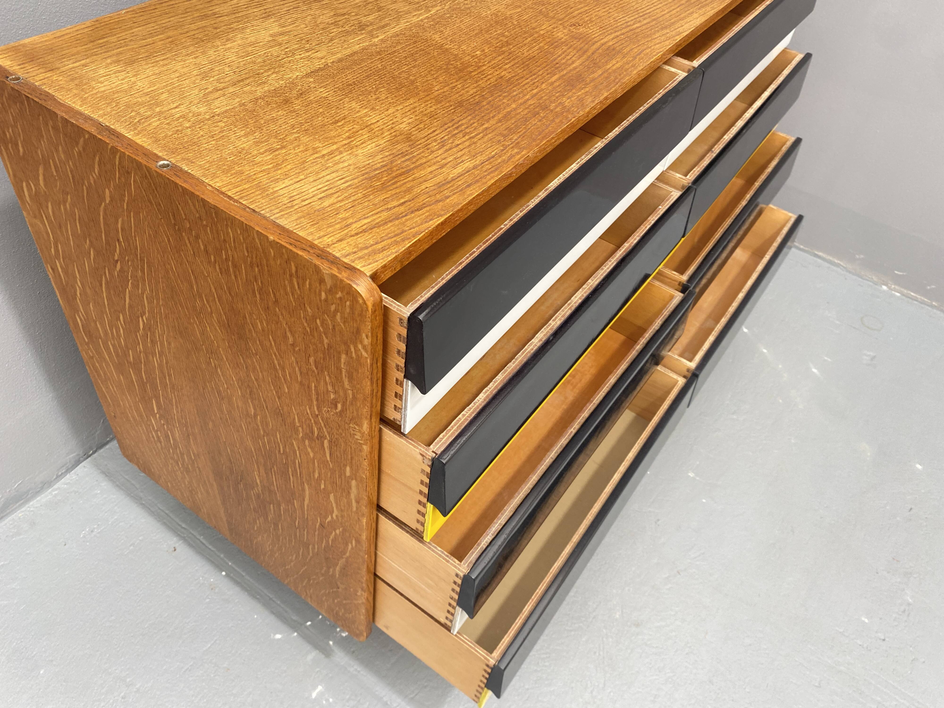 Commode à tiroirs U-453 du milieu du siècle par Jiri Jiroutek, Tchécoslovaquie, années 1960