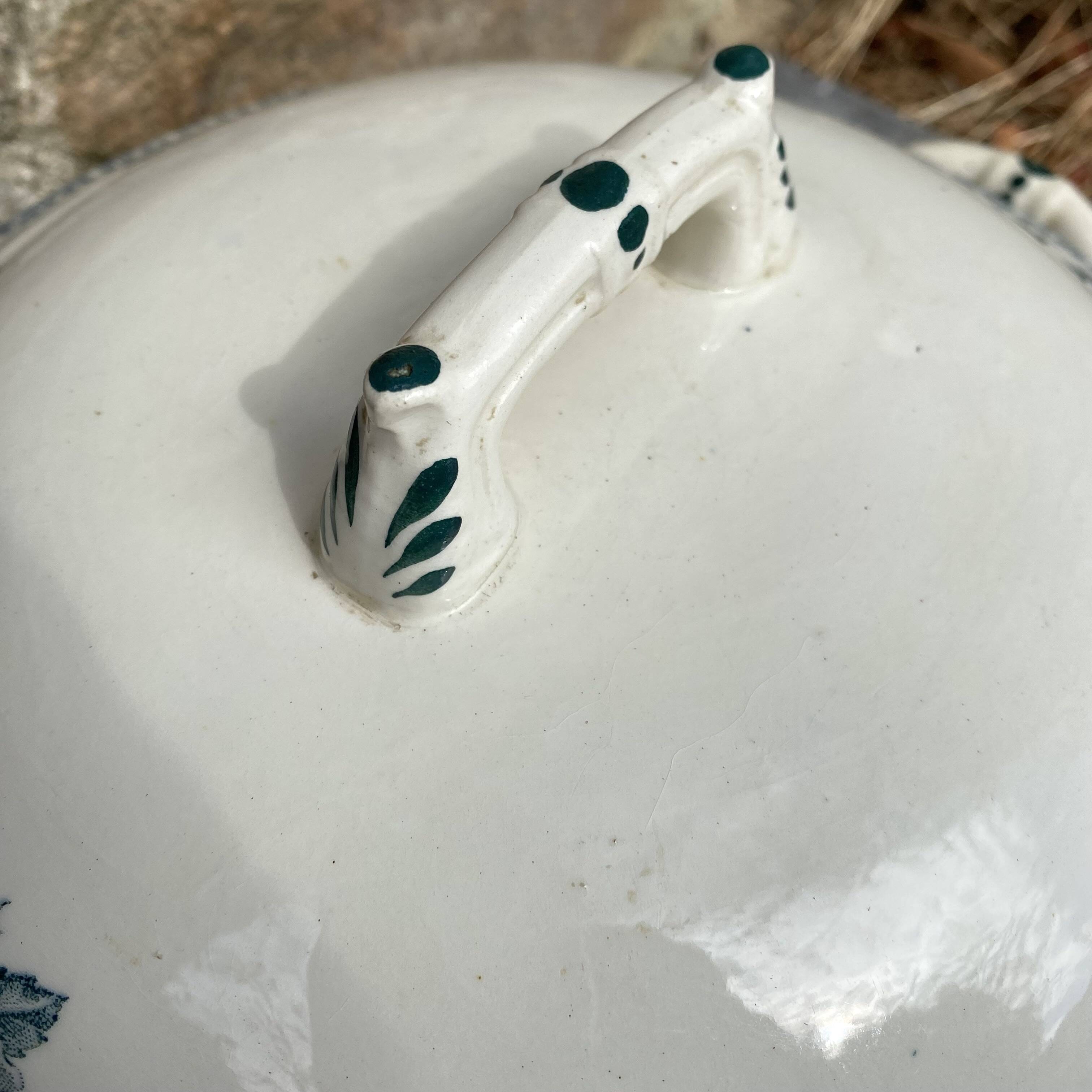 Earthenware soup tureen Ets Debray service Guadeloupe