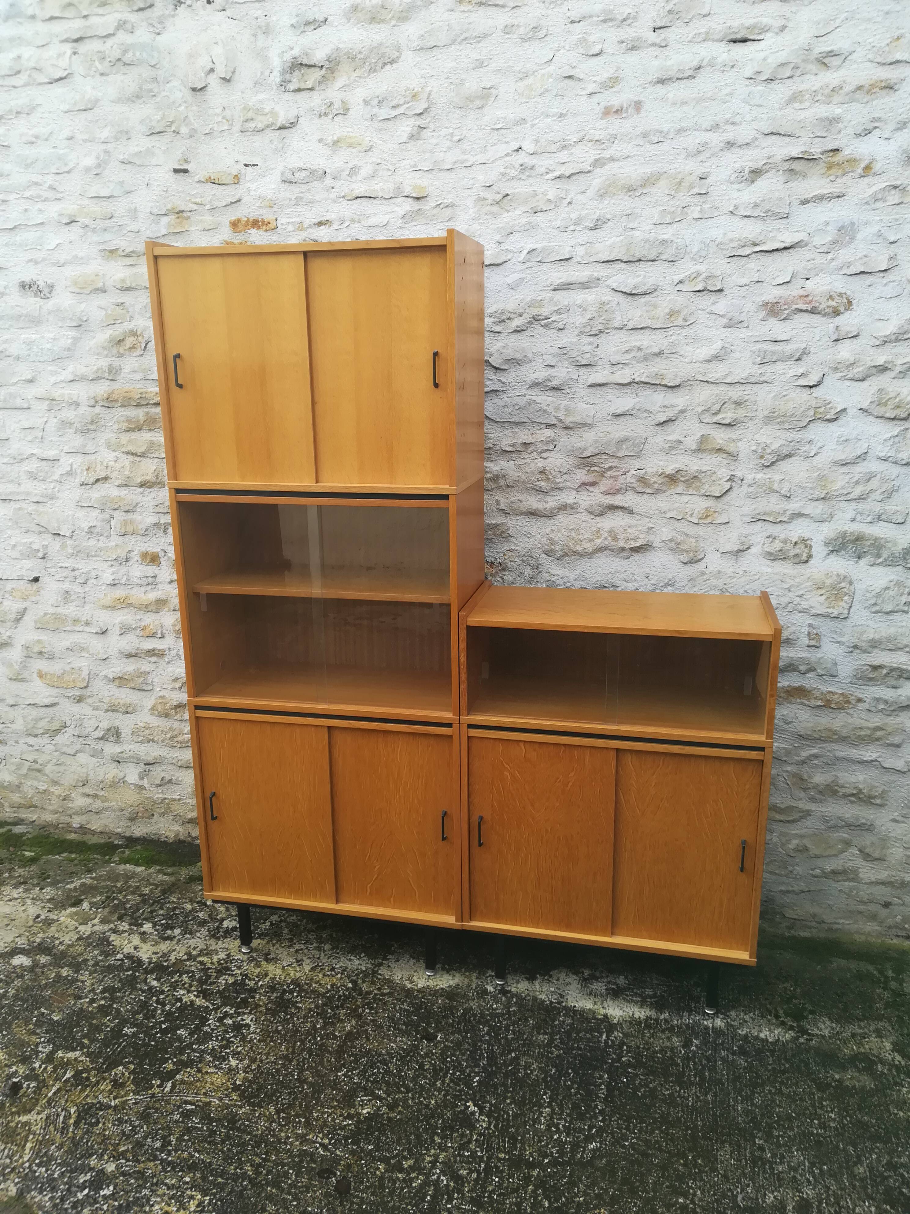 Modular vintage showcase bookcase