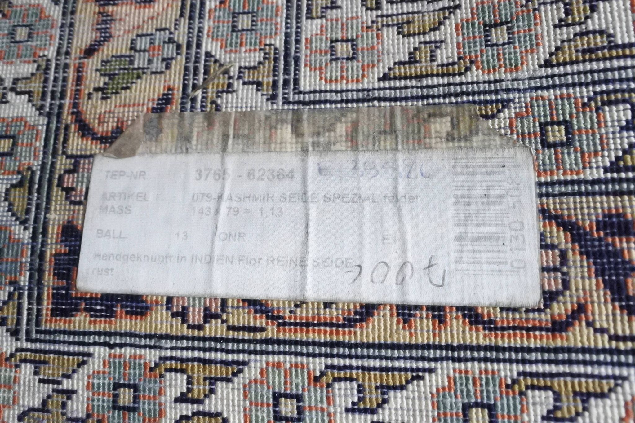 Silk cashmere carpet 143x79cm