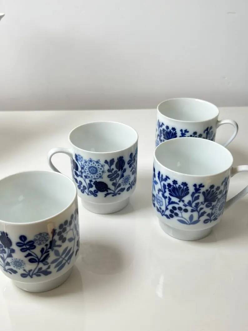 Vintage Melitta coffee service – White porcelain with blue flowers – 1970s – Made in Germany