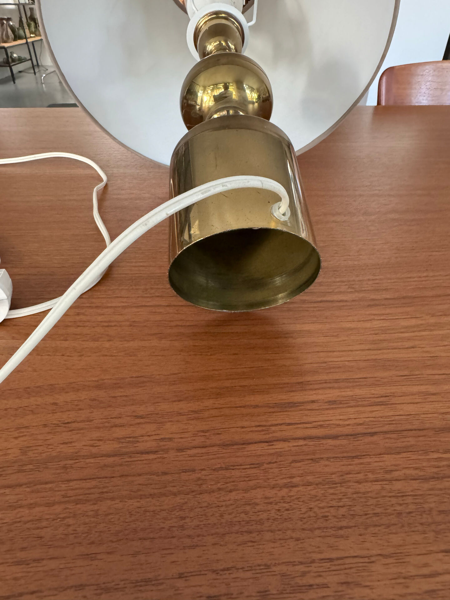 Lampe à poser en laiton