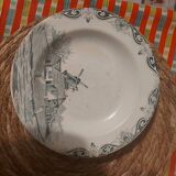 3 assiettes terre de fer de Delf