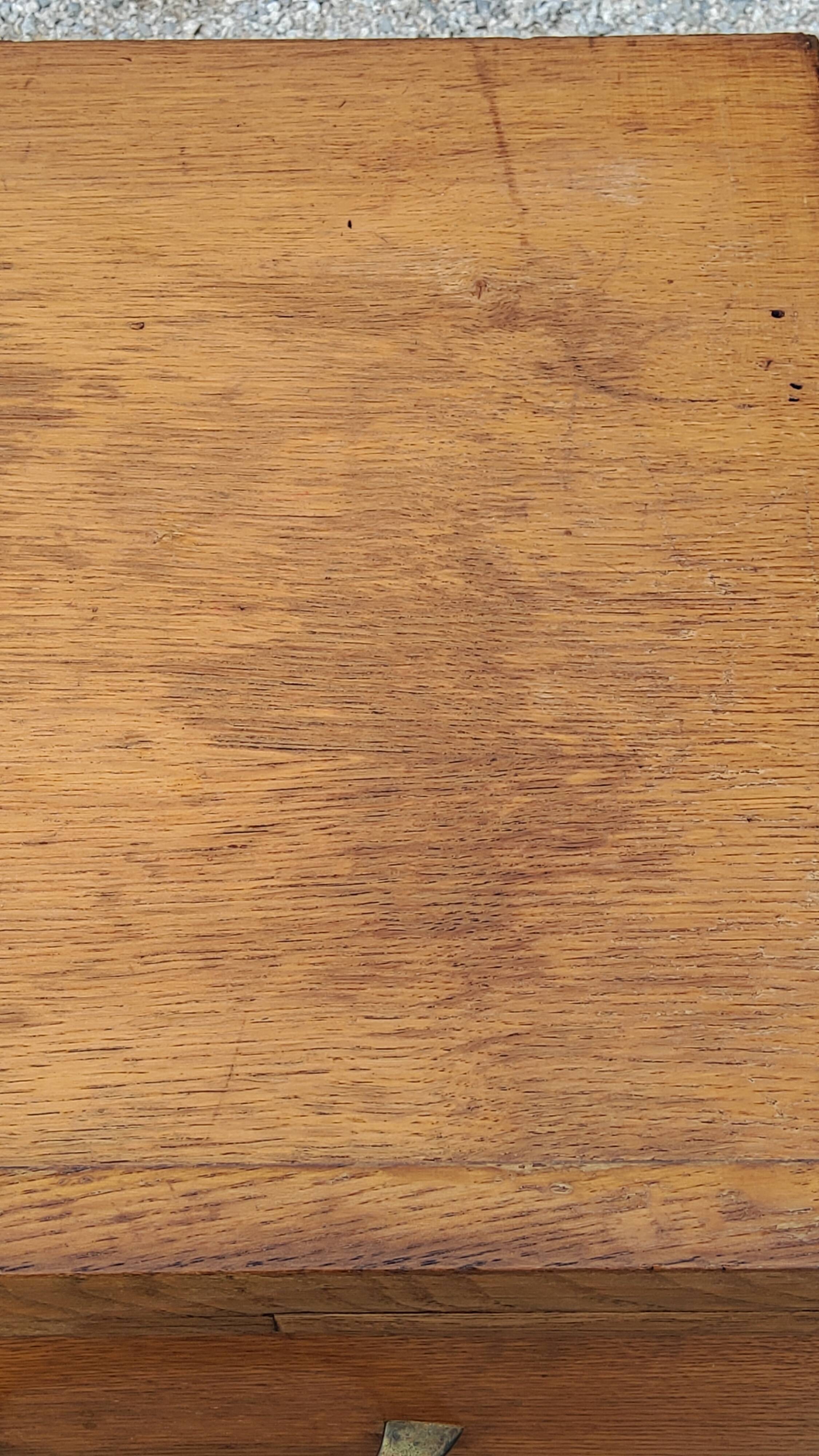Chest of drawers of the 50s in golden blond oak 5 drawers conical feet