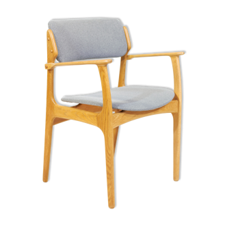 Erik Buch armchair in oak