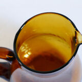 Pichet vintage en verre marron