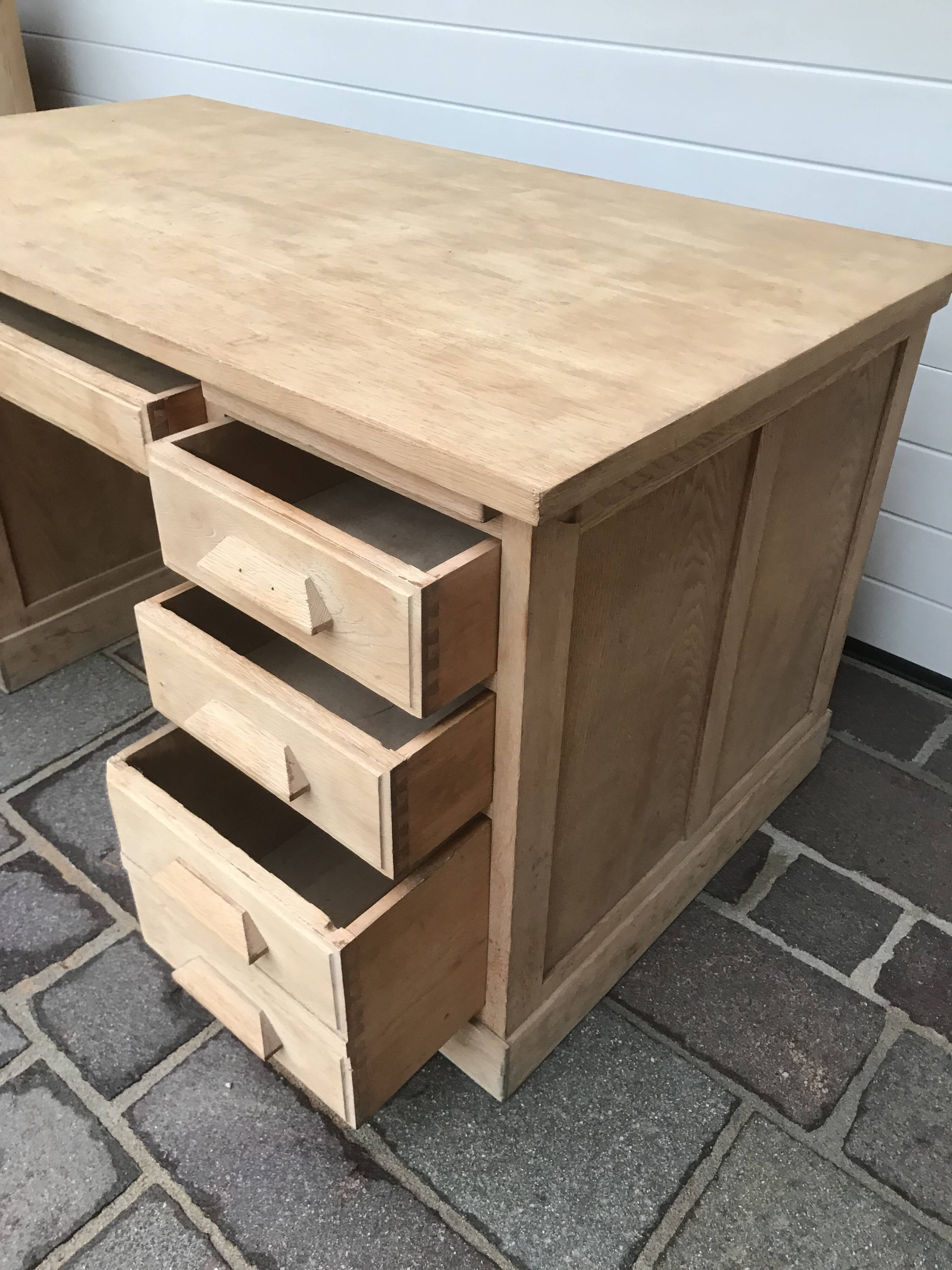 Office of "Minister"