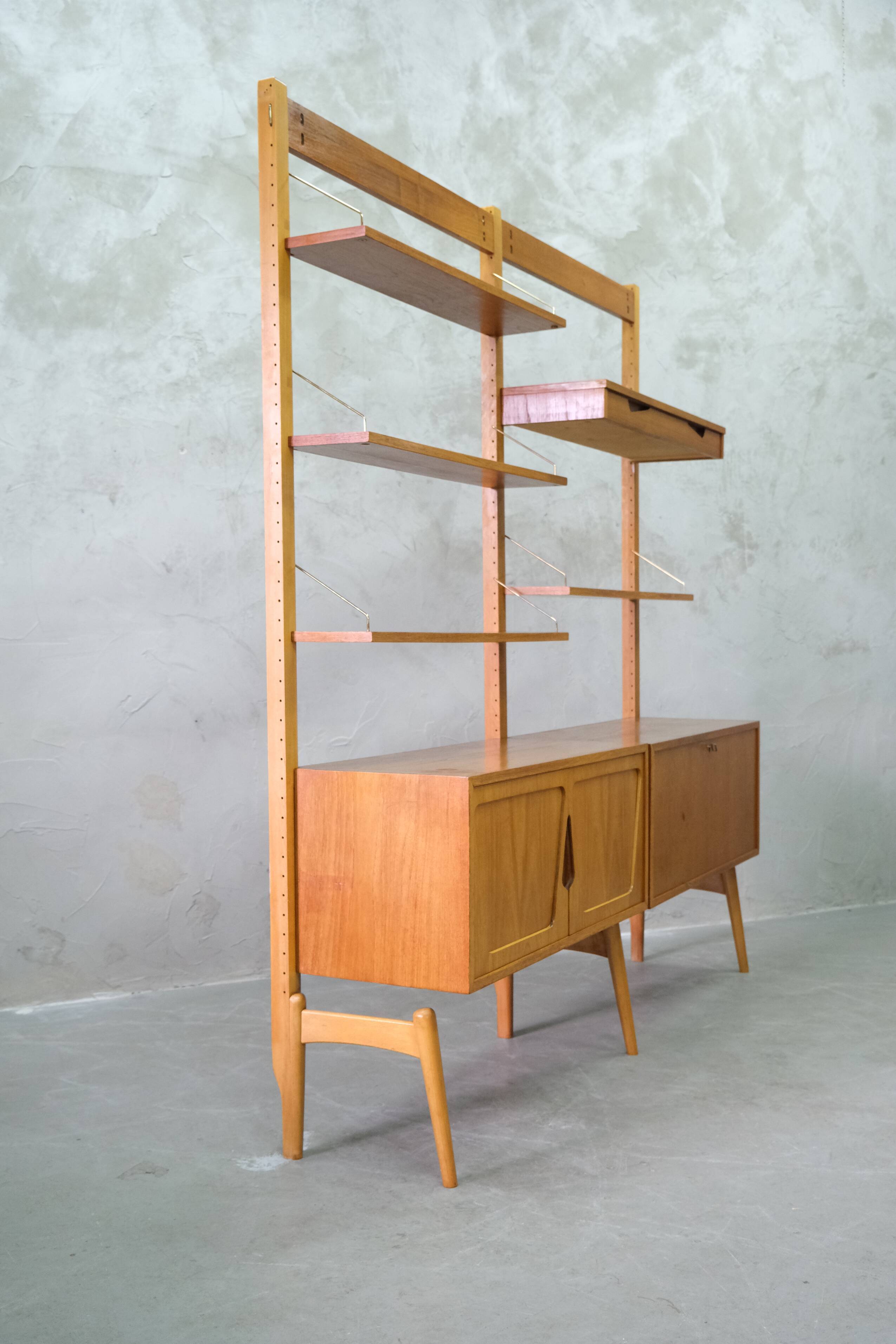 Free standing shelf by Kjell Riise for Rival Brødrene Jåtog, Norway 1960